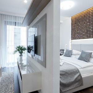 Ga Luxury Apartments W19